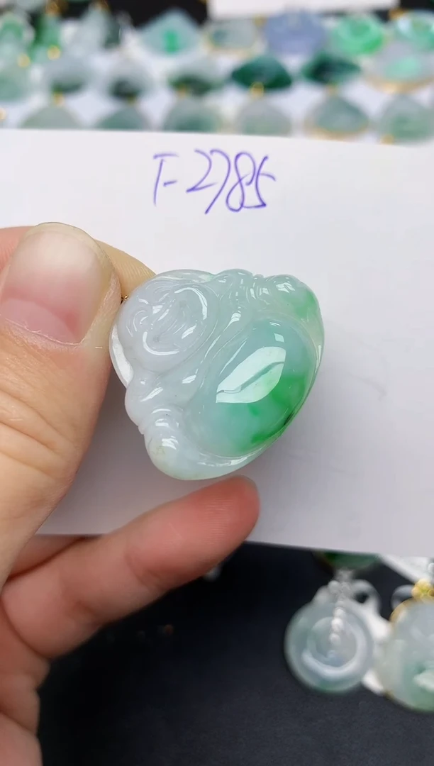 颈饰18K金镶嵌翡翠天然缅甸A货翡翠百元以上9元证书费自理