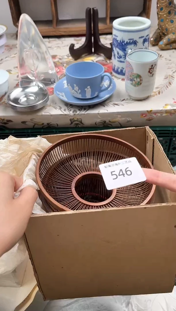 瓷片影*虫J         546