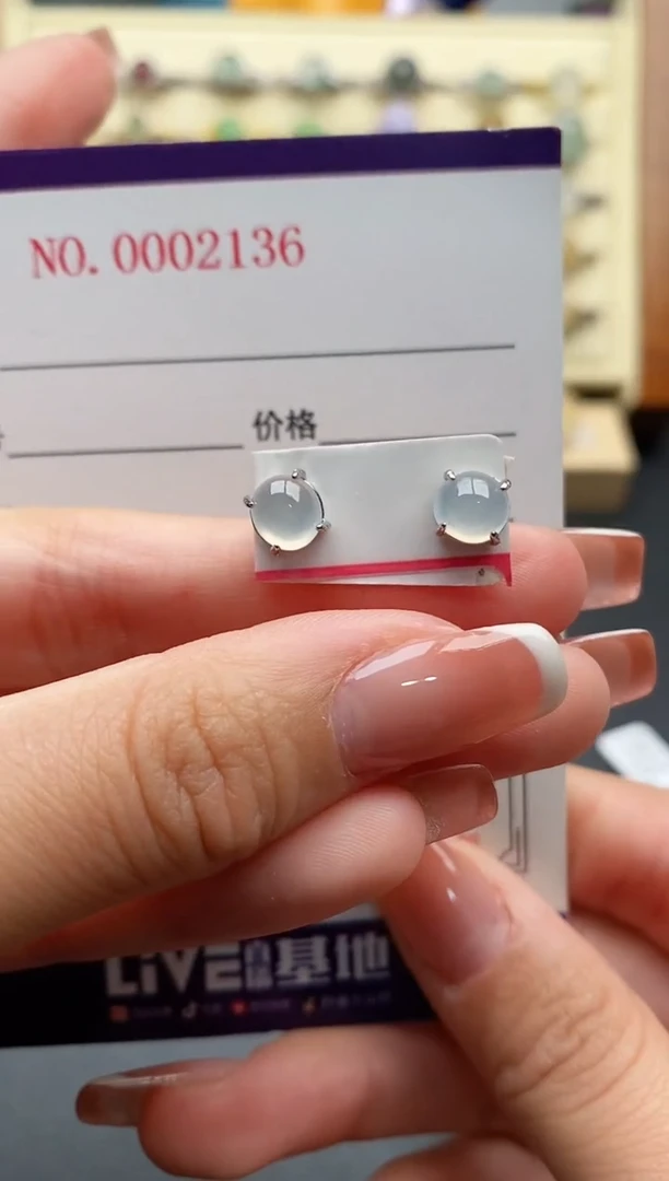 银S925镶嵌戒指翡翠444444+4