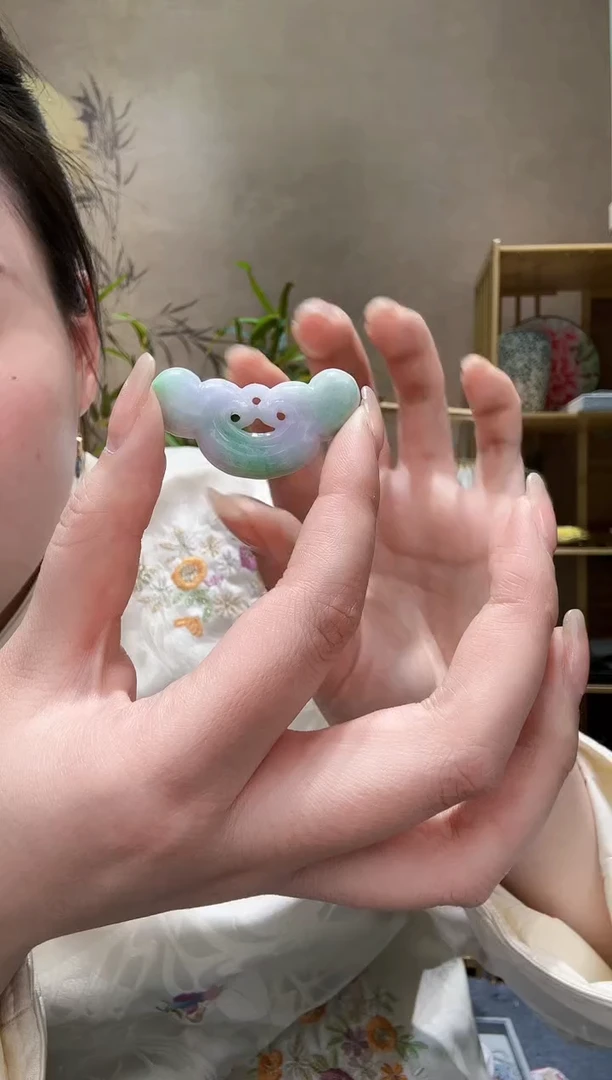 【闪购商品】翡翠颈饰未镶嵌吊坠