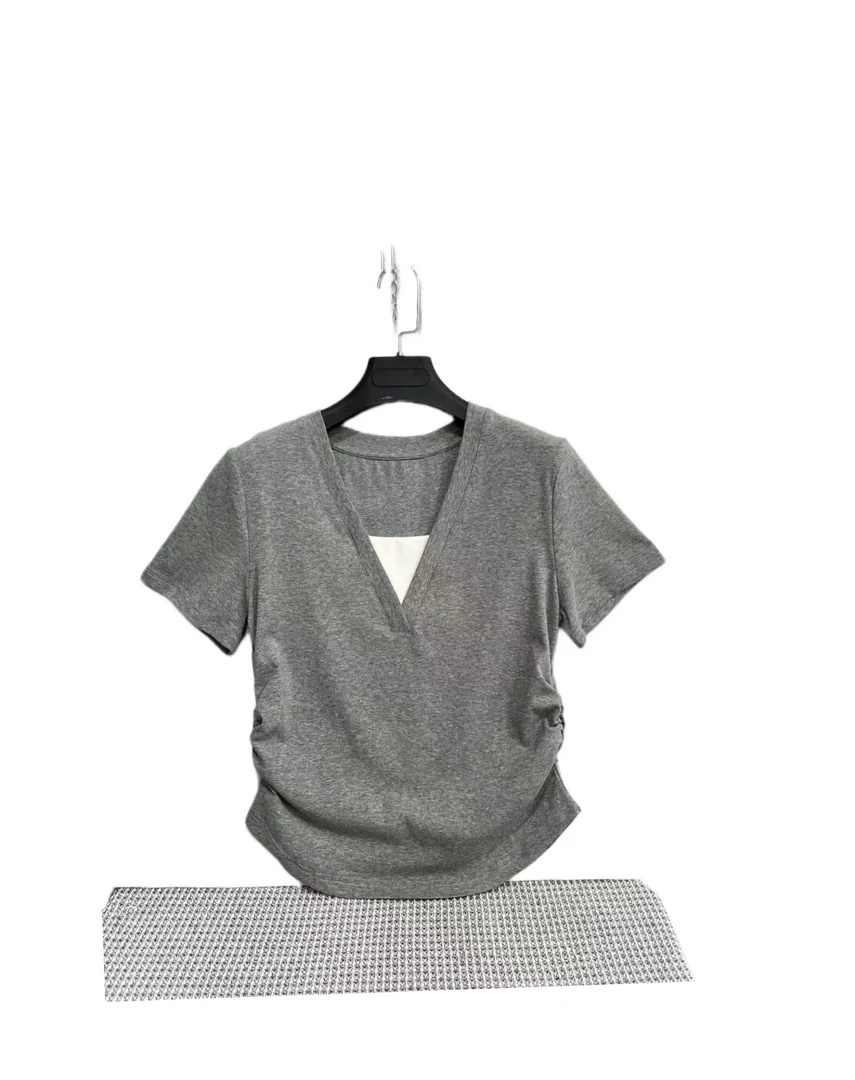 81232  V领  修身  领口拼接  时尚 百搭  T恤