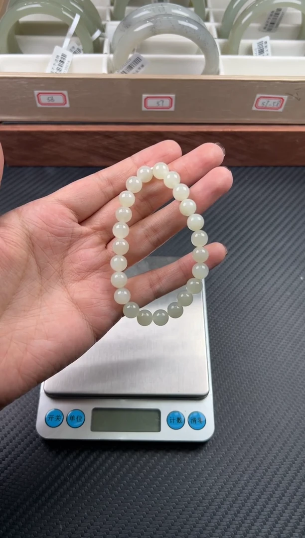 未镶嵌手串和田玉且末迪克兰二细微色差卡8MP