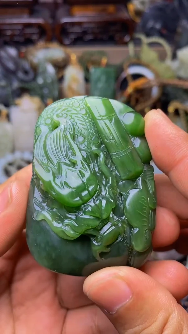 未镶嵌和田玉把件1