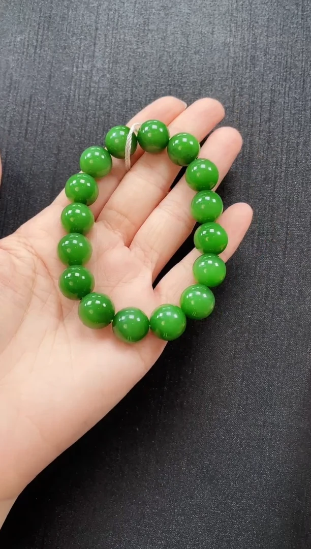 未镶嵌手串和田玉多样性发一