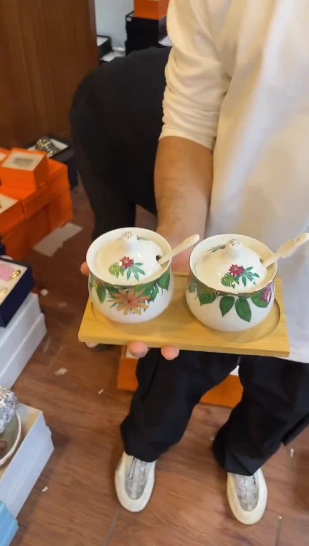 杯鸿辉家品牌瓷器，京东包邮！