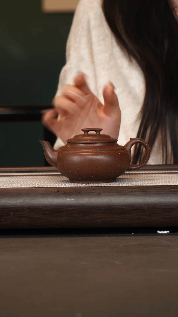 茶壶紫砂徐秀文/紫泥/上新桥/220c