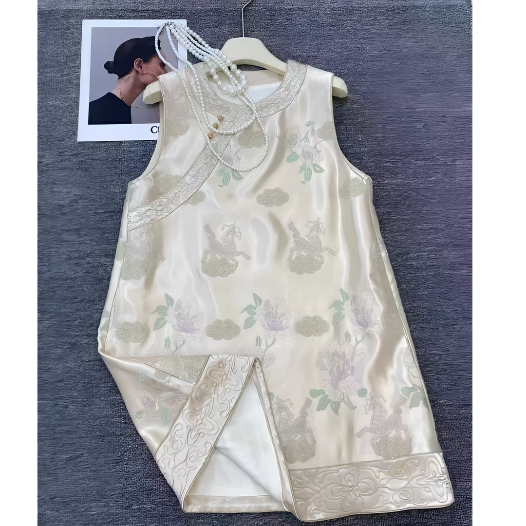 斌.哥【云麟焕彩】重磅醋酸重工绣花中式年轻款奥黛中国风上衣女