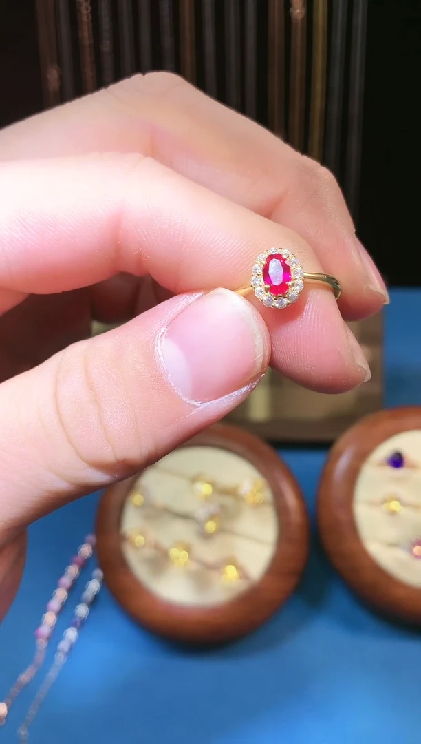 【闪购商品】红宝石戒指银S925镶嵌1111