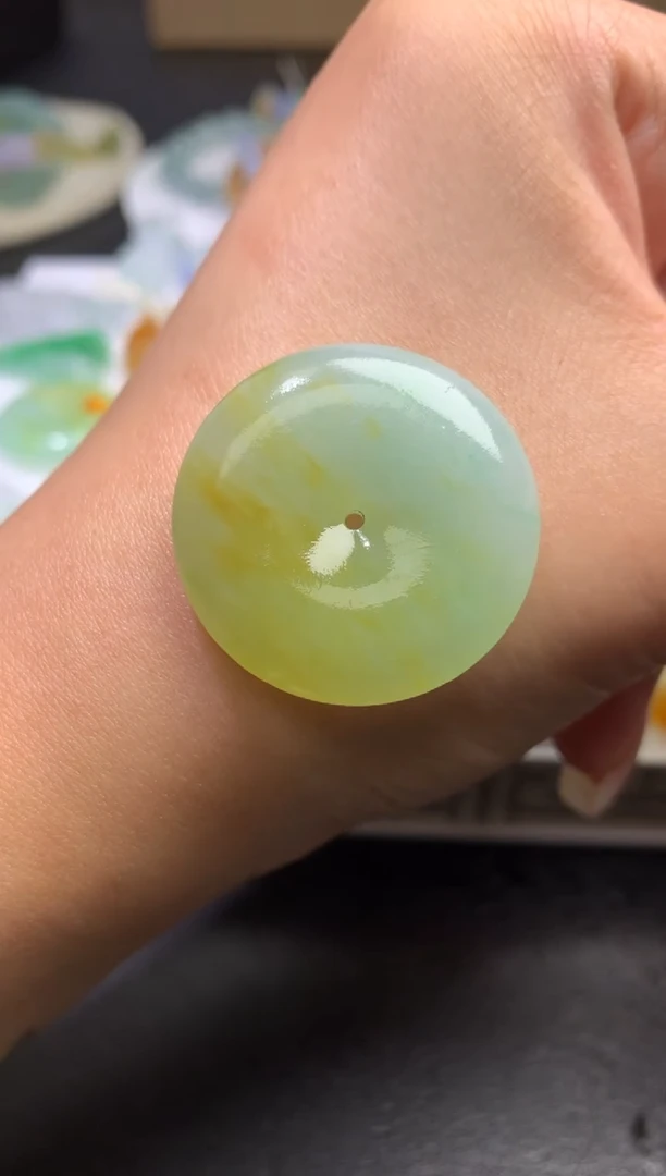 未镶嵌定制翡翠毛货 28.8-6.2