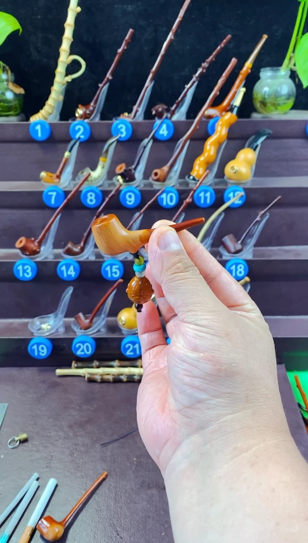 木鲁****弟檬子木的精品小斗