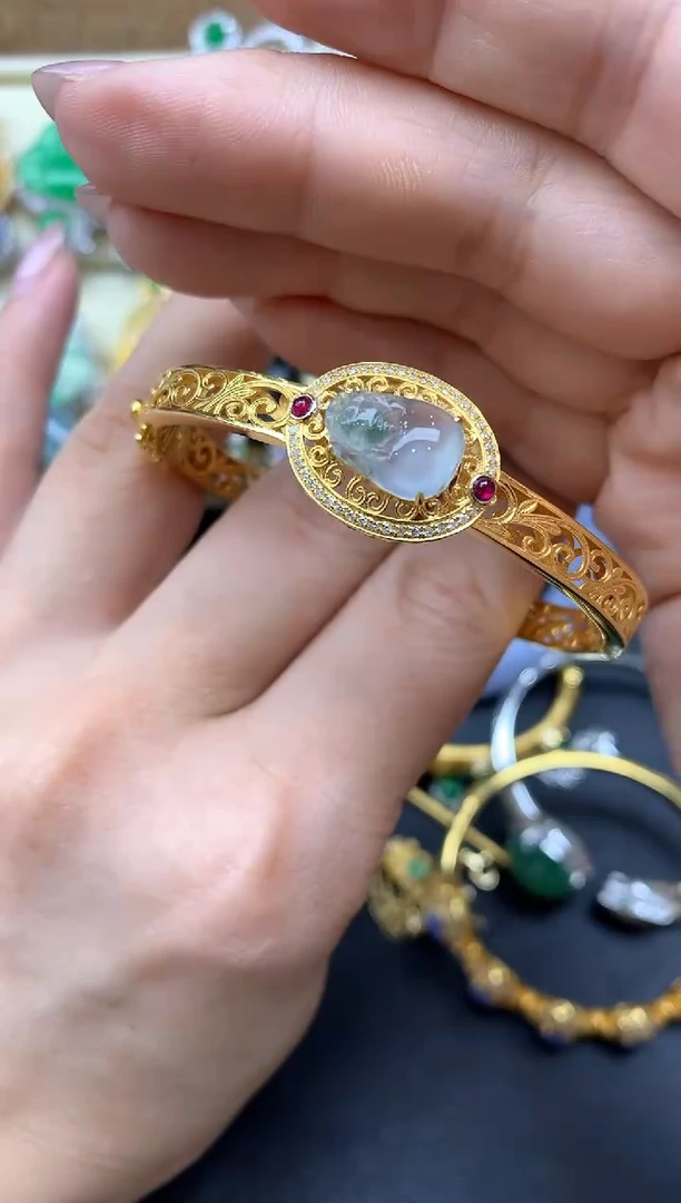 【闪购商品】翡翠手镯18K金镶嵌542-中国好珍宝