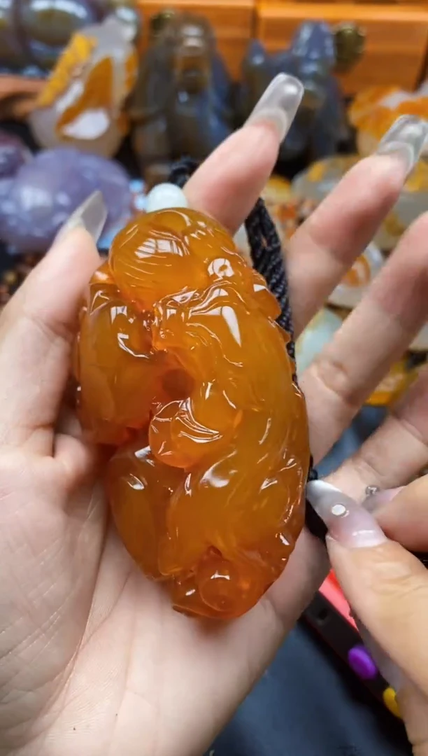 玛瑙/玉髓挂件未镶嵌南*丁ll