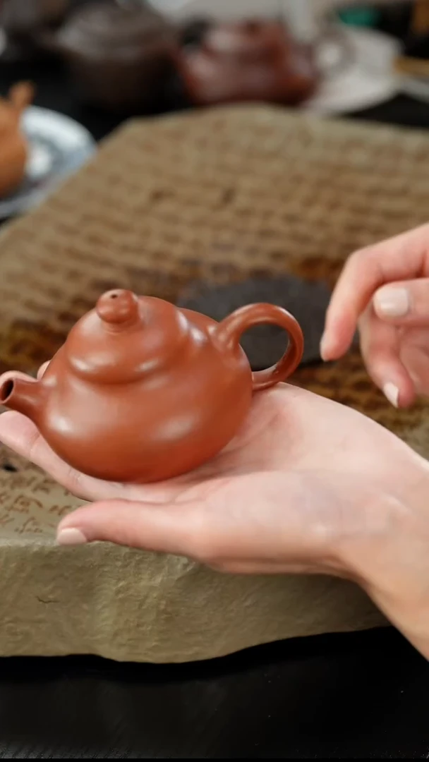 茶壶紫砂降坡炮嘴扁韵130cc