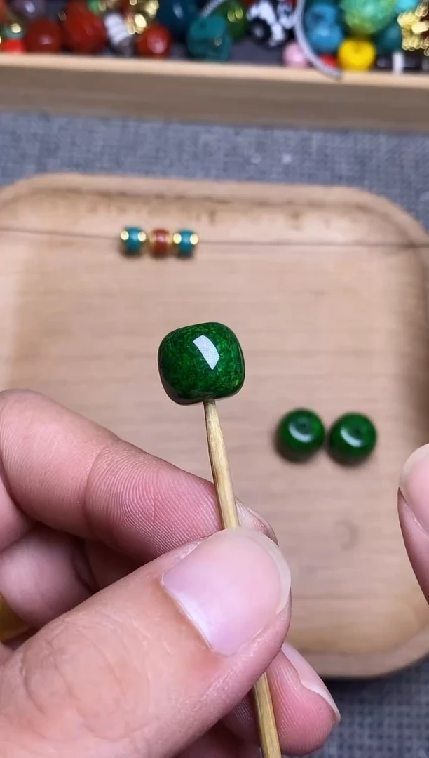手工艺品琉璃秋老型卡12mm 单个发
