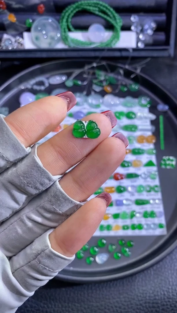 未镶嵌挂件翡翠葫芦