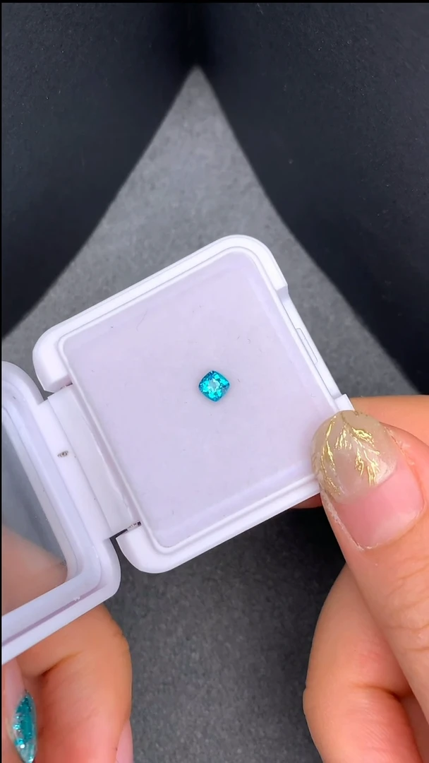 【闪购商品】碧玺无未镶嵌35分indigo