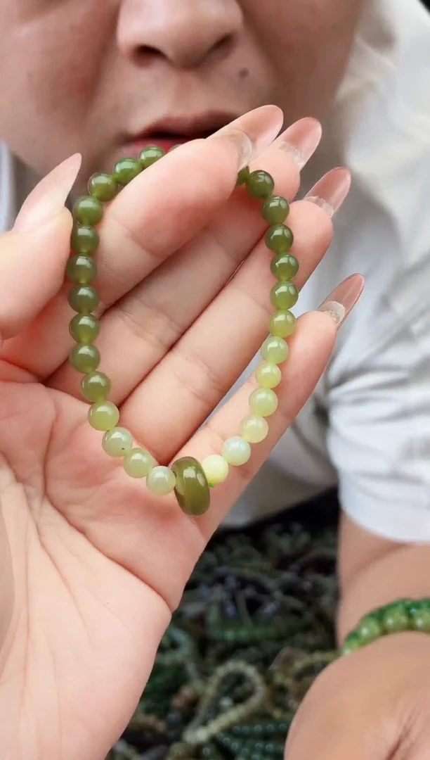 和田玉未镶嵌颈饰拍一发一