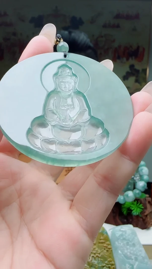 翡翠未镶嵌颈饰多样性发其一