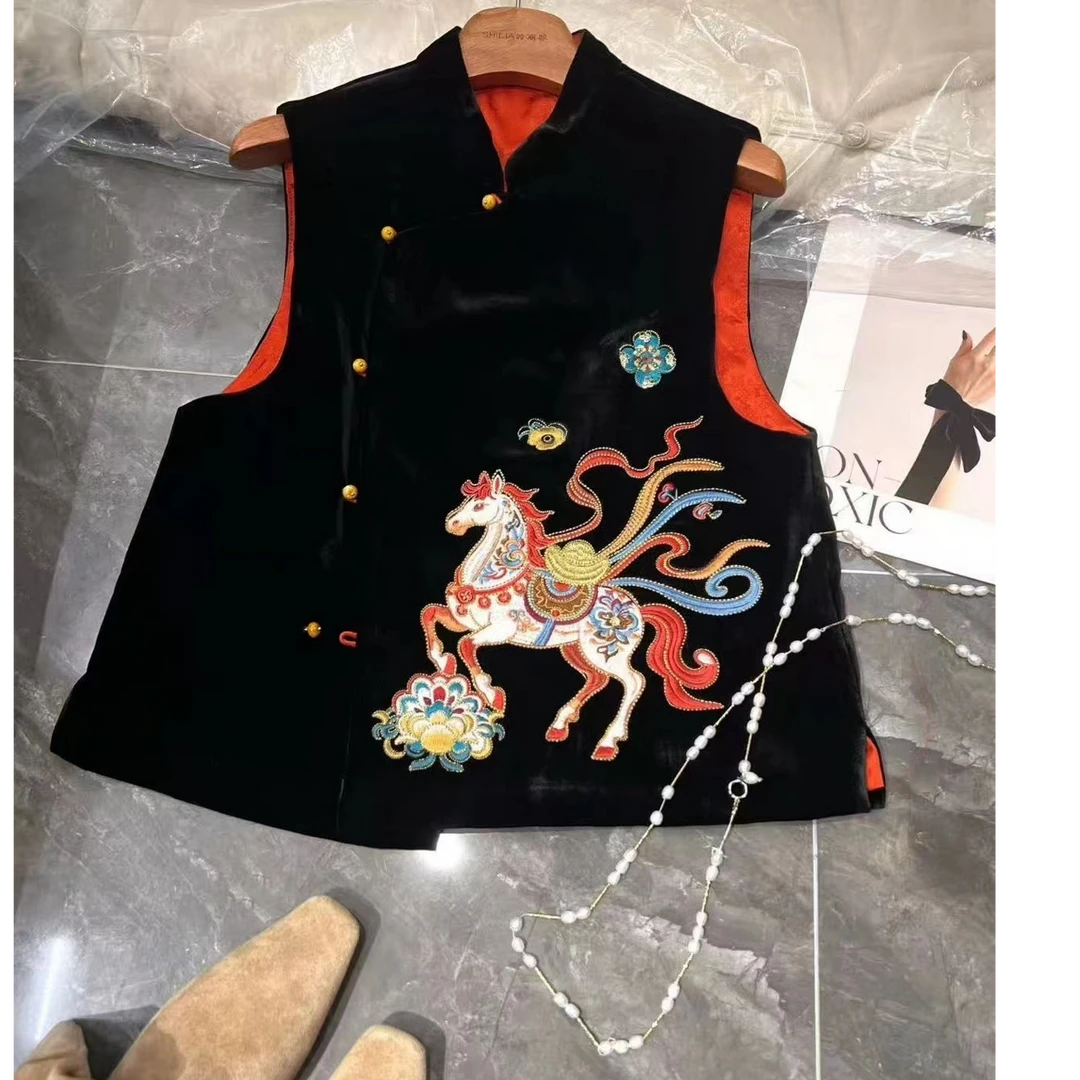 【禾嘉】 马上有钱 新中式重工刺绣丝绒马甲