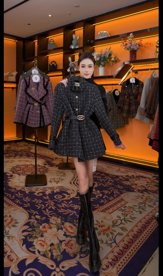 【娜娜】秋冬气质小香风时尚设计师短款羽绒服 GS-57588