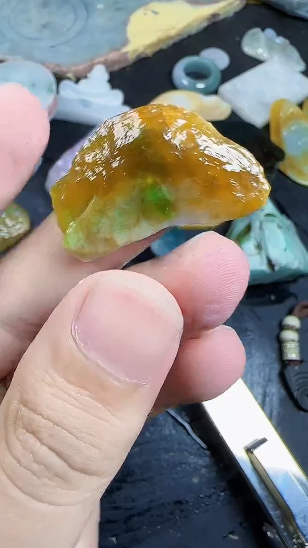 未镶嵌挂件翡翠纪**力023