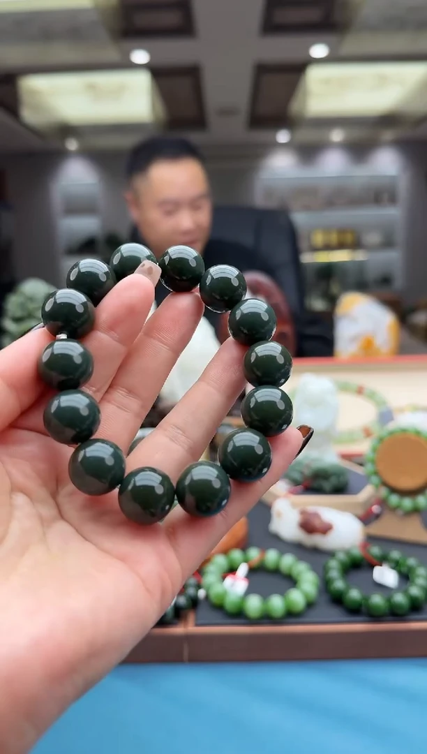 未镶嵌手串和田玉szq