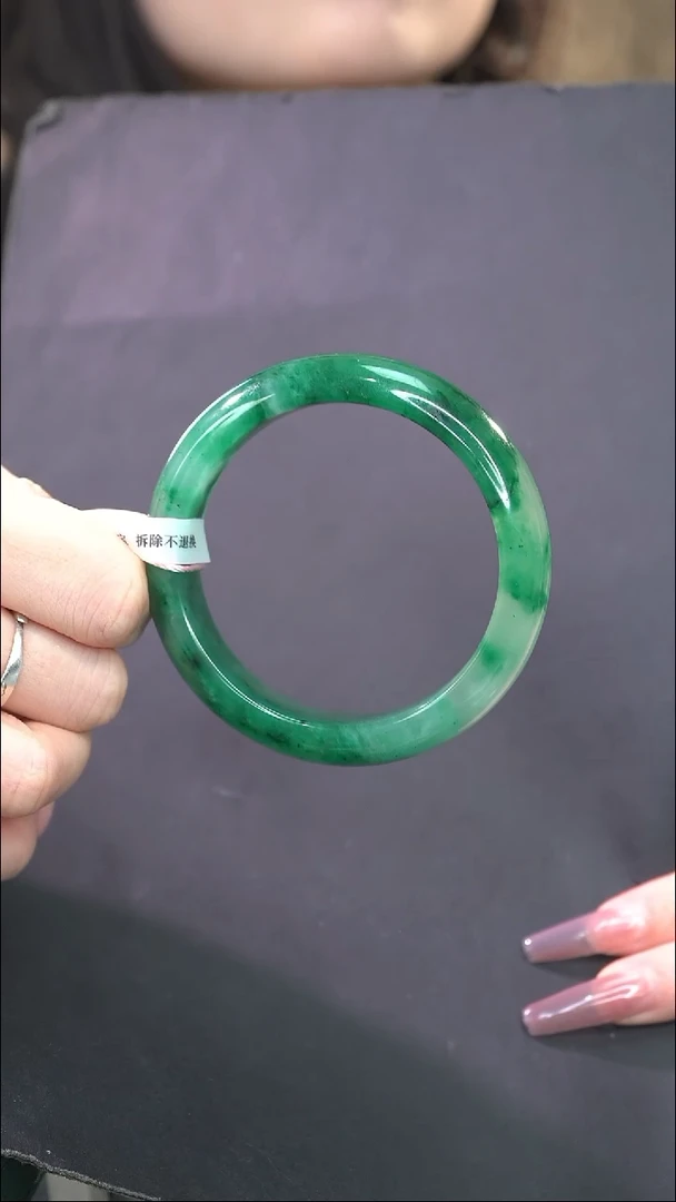 石英质玉手镯未镶嵌凤58