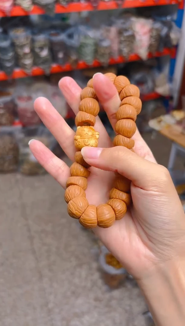 吊坠猴头核桃E20  E20