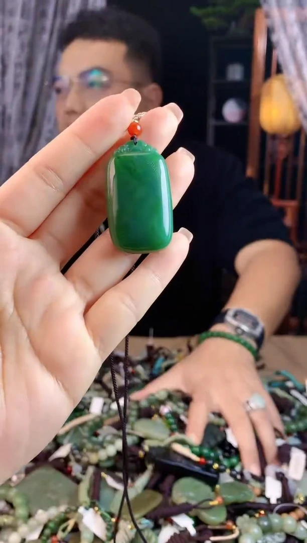 【闪购商品】和田玉挂件未镶嵌多样性发货拍一发一