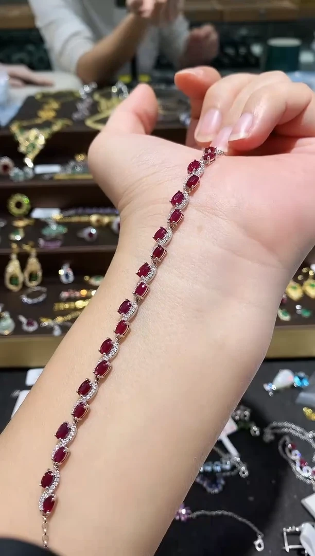 【闪购商品】红宝石手链银S925镶嵌手链
