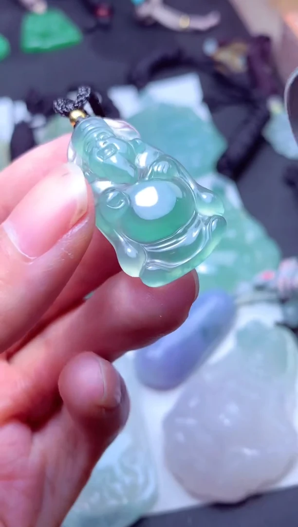颈饰未镶嵌翡翠天然A货翡翠