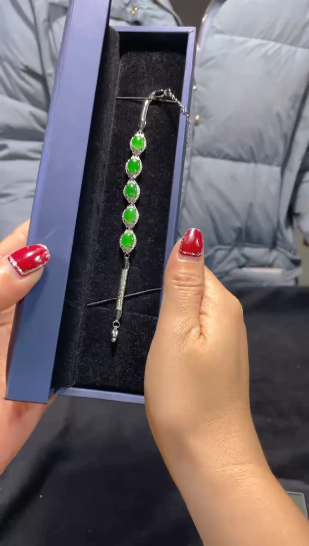 【闪购商品】定制翡翠未镶嵌天然A货翡翠假一罚四（多样性）