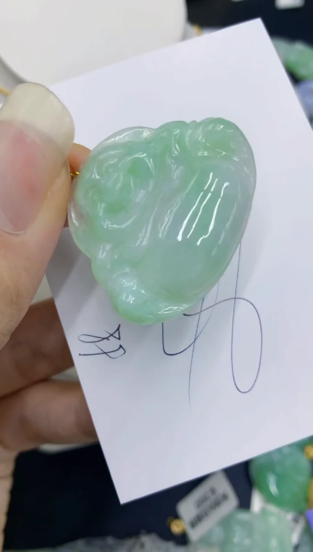翡翠未镶嵌颈饰11111111111