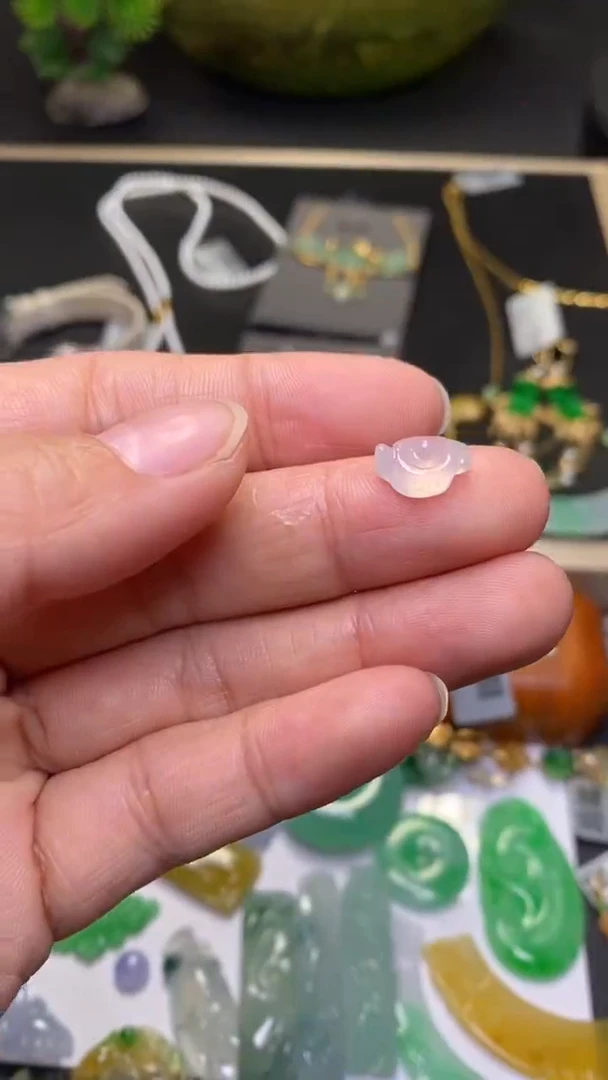 颈饰未镶嵌翡翠麻**啡净货34169