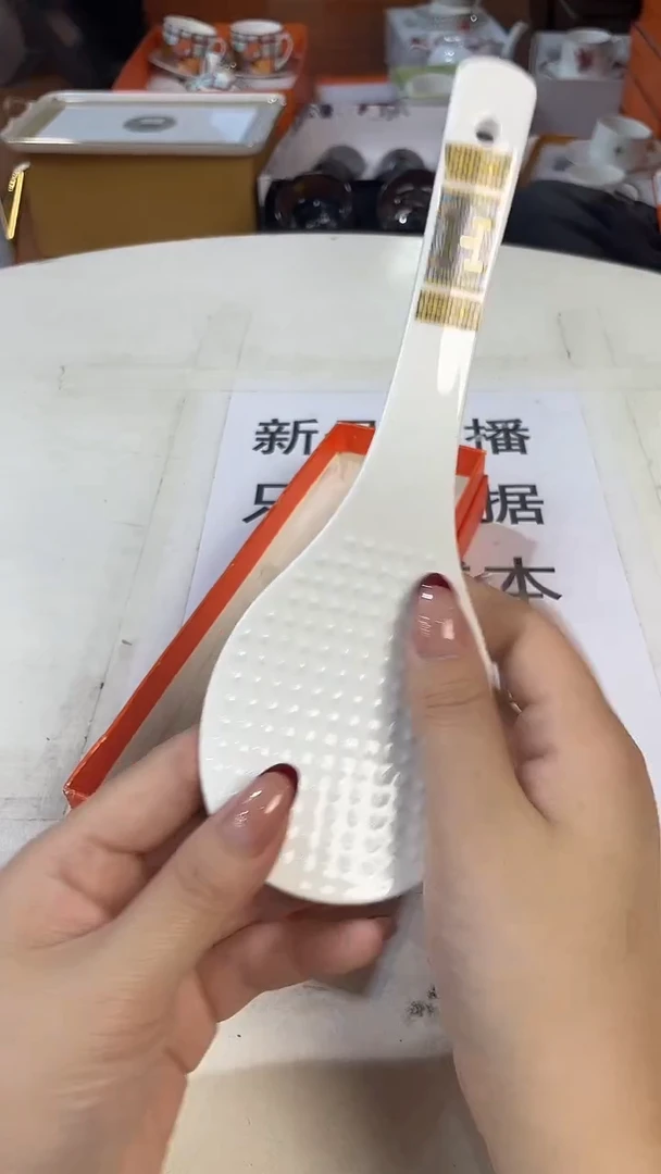 杯鸿辉家品牌瓷器，京东包邮！