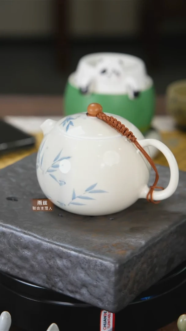 短嘴龙珠壶（竹叶）