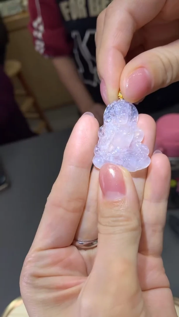 颈饰18K金镶嵌翡翠|不退不换