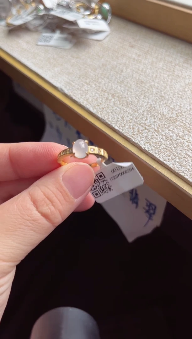 银S925镶嵌戒指翡翠1111