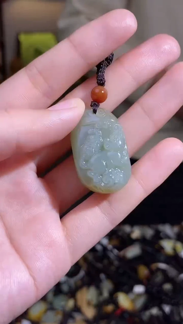 颈饰未镶嵌和田玉1