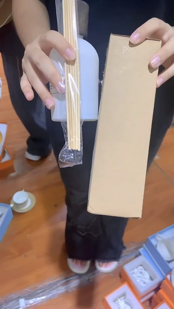 杯鸿辉家品牌瓷器，京东包邮！