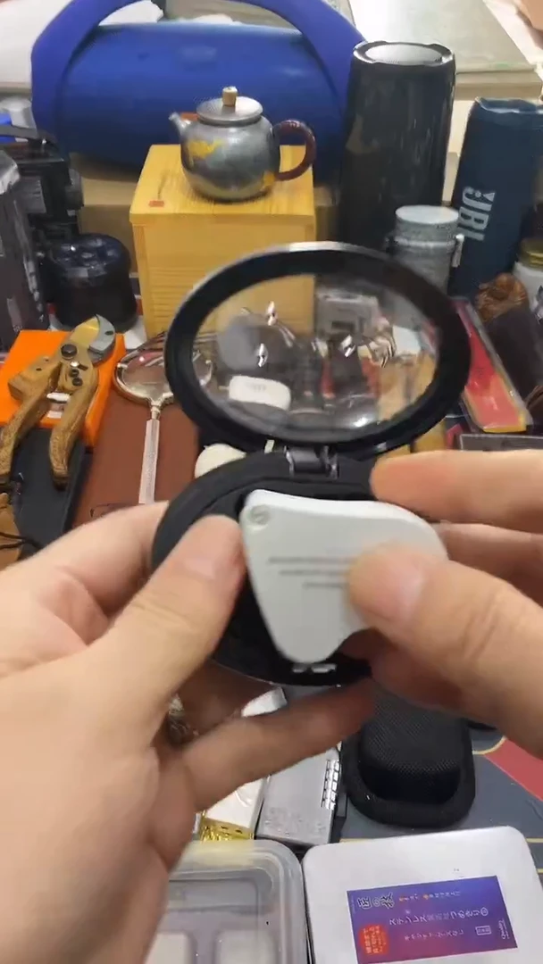 瓷片闪购商品 如图所示