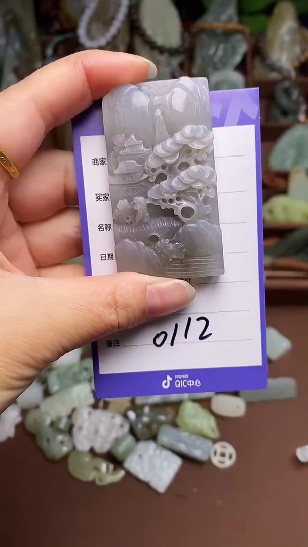 未镶嵌和田玉挂件