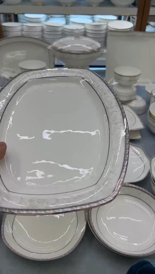骨瓷 玲珑12方鱼2个