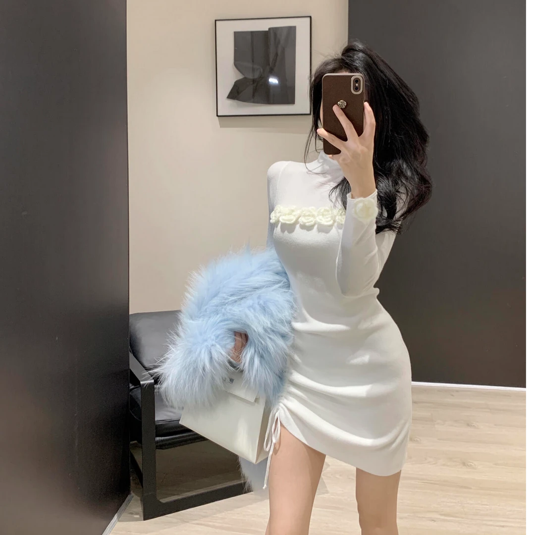 超好看连衣裙女2025新款法式高级感气质高领打底包臀裙设计感抽绳