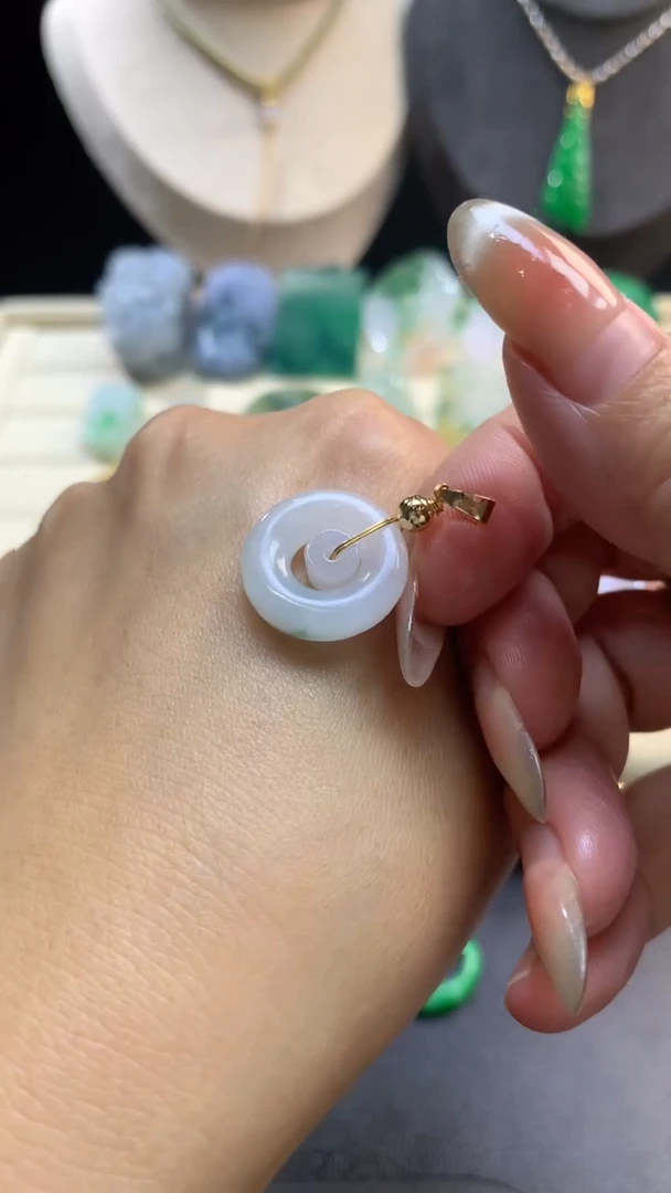 【闪购商品】翡翠颈饰合金翡翠