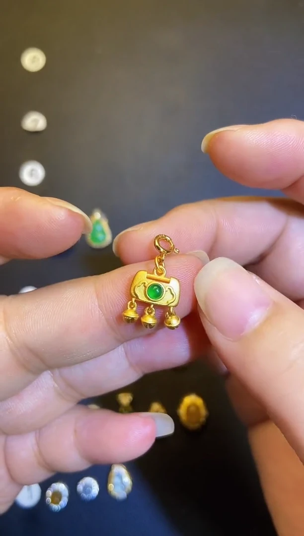 吊坠(不含链)银S925镶嵌翡翠1