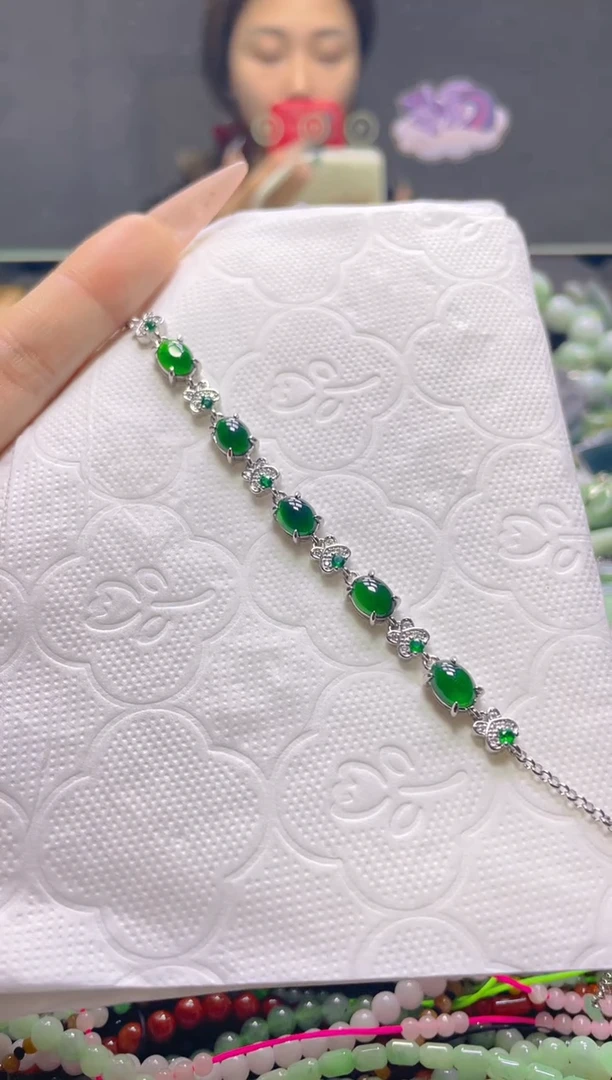 颈饰未镶嵌翡翠/N/翡翠A货，一件也是批发价