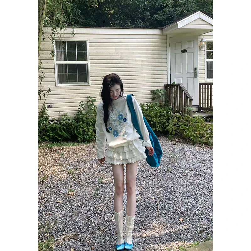 2025新款圆领长袖花朵印花显瘦百搭小众T恤上衣小个子甜美蛋糕裙