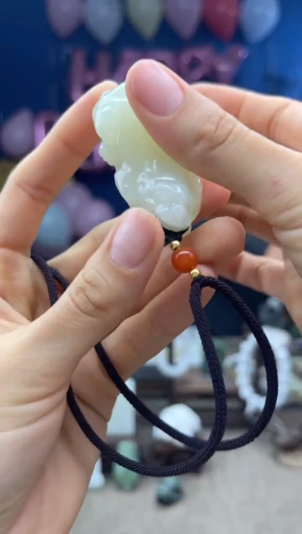 【闪购商品】和田玉颈饰未镶嵌1