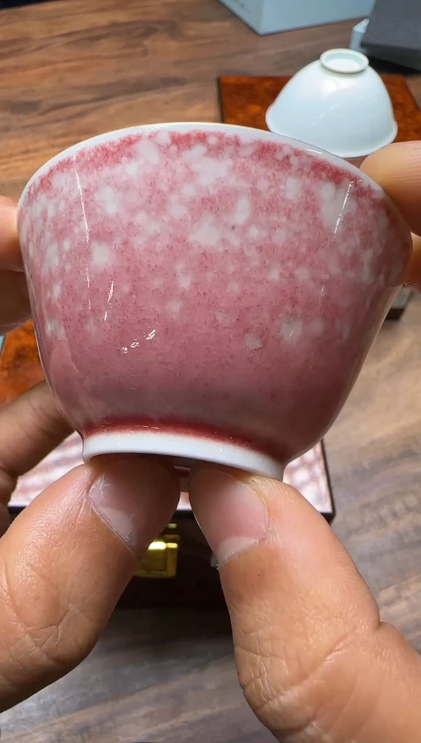 仁***莉清本源 内模印鳐鱼·颜色釉·豇豆红撇口杯